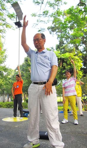 圖10：一九九六年得法的台灣法輪功學員洪吉弘