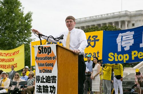 圖12：賓夕法尼亞州國會議員基斯﹒羅斯佛斯（Keith Rothfus）