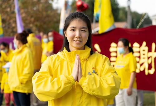 '圖3：大學生袁溶恭祝師尊新年快樂！'