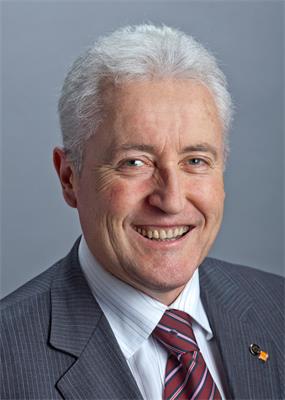 '圖2：前瑞士聯邦國會議員，現日內瓦市參議員盧克﹒巴赫塔薩（Luc Barthassat）'