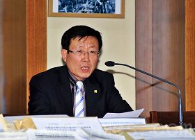 北韓難民團體總聯合會會長韓昌建（音譯）