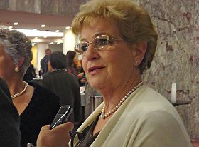 世界頂級歌唱家瑪維那﹒梅傑女爵士（Dame