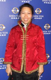 漢密爾頓市的舞蹈老師鄧淑媛