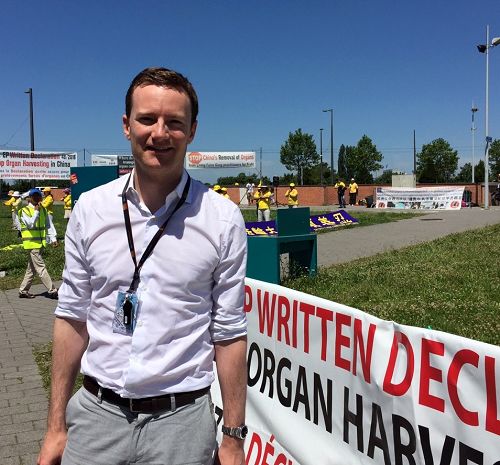 英國議員Seb Dance議員向學員們表示他的讚揚和支持