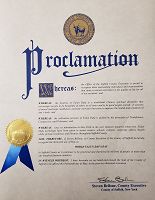 紐約長島薩福克縣（Suffolk County） 執行長史蒂芬•拜隆頒發的褒獎