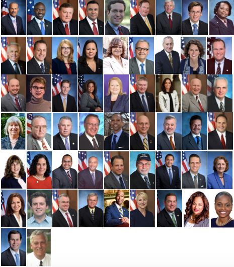 '圖1：紐約州五十六位州眾議員聯署褒獎，恭賀「第十九屆世界法輪大法日」。上圖從左到右、從上到下：傑斐裏昂?奧博銳（Jeffrion?L.?Aubry），邁克爾?布萊克（Michael?Blake），肯尼思?布蘭肯布什（Kenneth?D.?Blankenbush），卡爾?布拉本納（Karl?Brabenec），大衛?布赫瓦爾德（David?Buchwald），瑪可?博特勒（Marc?W.?Butler），凱文?卡希爾（Kevin?A.?Cahill），羅伯特?卡羅爾（Robert?C.?Carroll），維維安?庫克（Vivian?E.?Cook?），克利福德?克勞奇（Clifford?W.?Crouch），布萊恩?柯倫（Brian?F.?Curran），丹尼爾?羅森塔爾（Daniel?Rosenthal），卡門?德拉羅莎（Carmen?N.?De?La?Rosa），伊內斯?狄更斯（Inez?E.?Dickens），安東尼?德烏爾索（Anthony?D'Urso），約瑟夫?埃裏戈（Joseph?A.?Errigo），帕特裏夏?費伊（Patricia?A.?Fahy），邁克爾?菲茨帕特裏克（Michael?J.?Fitzpatrick），安德魯?葛巴瑞娜（Andrew?R.?Garbarino），艾琳?岡瑟（Aileen?M.?Gunther），安德魯?赫維希（Andrew?D.?Hevesi），帕梅拉?亨特（Pamela?J.?Hunter），艾迪?詹（Addie?E.?Jenne?），瑪克?瓊斯（Mark?C.?Johns），拉托雅?喬伊納（Latoya?Joyner），彼得?勞倫斯（Peter?A.?Lawrence），約瑟夫?倫托爾（Joseph?R.?Lentol），芭芭拉?利夫頓（Barbara?S.?Lifton），威廉?馬吉（William?Magee），約翰?麥唐納（John?T.?McDonald），大衛?麥唐納（III，?David?G.?McDonough），沃爾特?莫斯利（Walter?T.?Mosley），穆雷（L.?Dean?Murray），丹尼爾?奧唐奈（Daniel?J.?O'Donnell），費利克斯?奧爾蒂斯（Felix?W.?Ortiz），菲利普?帕爾梅薩諾（Philip?A.?Palmesano），克莉絲汀?佩萊格裏諾（Christine?Pellegrino），斯泰西?阿馬托（Stacey?Pheffer?Amato），維克多?皮查爾多（Victor?Pichardo），加裏?普雷托（J.?Gary?Pretlow），安德魯?拉亞（Andrew?P.?Raia），何塞?裏維拉（José?Rivera），羅伯特?羅德裏格斯（Robert?J.?Rodriguez），安傑洛?聖塔巴巴拉（Angelo?Santabarbara），喬－安妮?西蒙（Jo?Anne?Simon），阿貝拉﹒希莫塔斯（Aravella?Simotas），詹姆斯?司古菲斯（James?Skoufis），丹尼爾﹒施特（Daniel?G.?Stec），小弗雷德?蒂勒（Fred?W.?Thiele，?Jr.?），克萊德?韋內爾（Clyde?Vanel），瑪麗﹒沃爾什（Mary?Beth?Walsh），雷蒙德﹒瓦特（Raymond?W.?Walter），海梅﹒威廉（Jaime?R.?William），基思﹒賴特（Keith?L.?Wright），肯尼斯﹒澤布羅斯基（Kenneth?P.?Zebrowski），史蒂文?恩格布萊特（Steven?Englebright）'