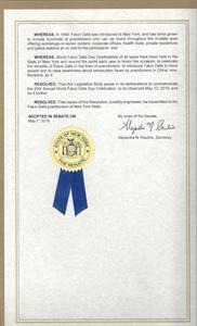 '圖4～5：J1115號決議案，恭賀「二零一九年五月十三日，第二十屆世界法輪大法日的慶典」'