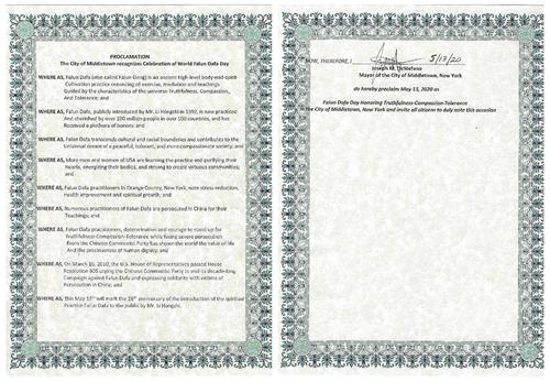 '圖2～3：紐約州米德爾敦市（City of Middletown）市長約瑟夫﹒德斯特法諾（Joseph M. DeStefano）和頒發的褒獎'