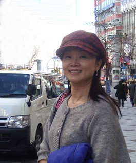 '法輪功學員易朝玲'