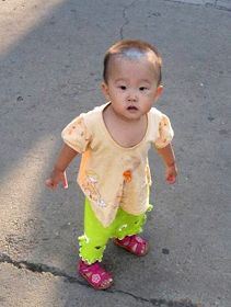 '兩歲的小聖果'